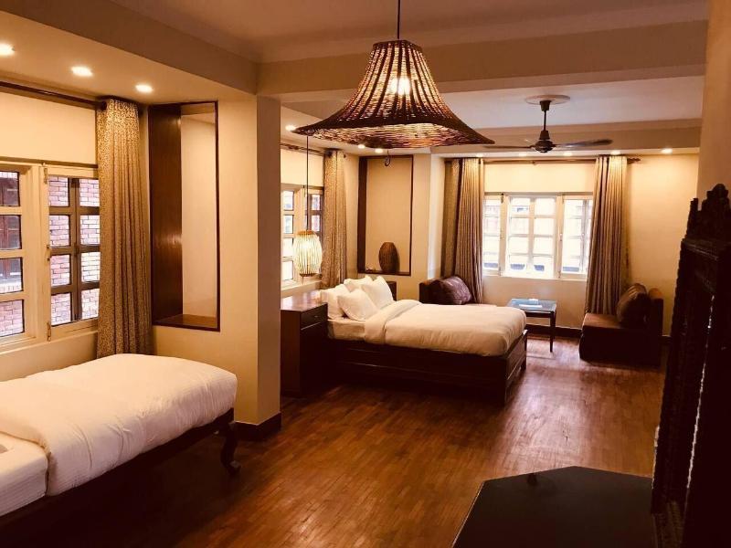 Courtyard Pujan Hotel image