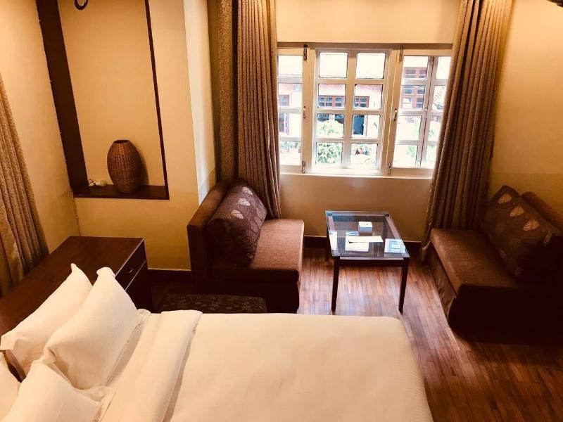 Courtyard Pujan Hotel image