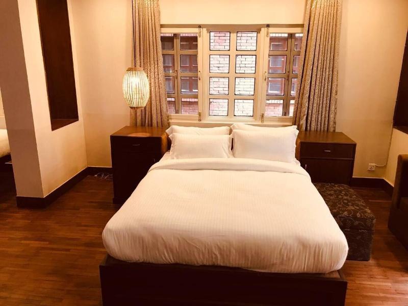 Courtyard Pujan Hotel image