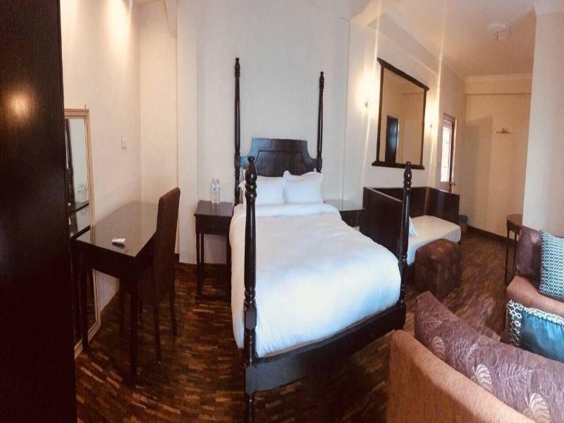 Courtyard Pujan Hotel image