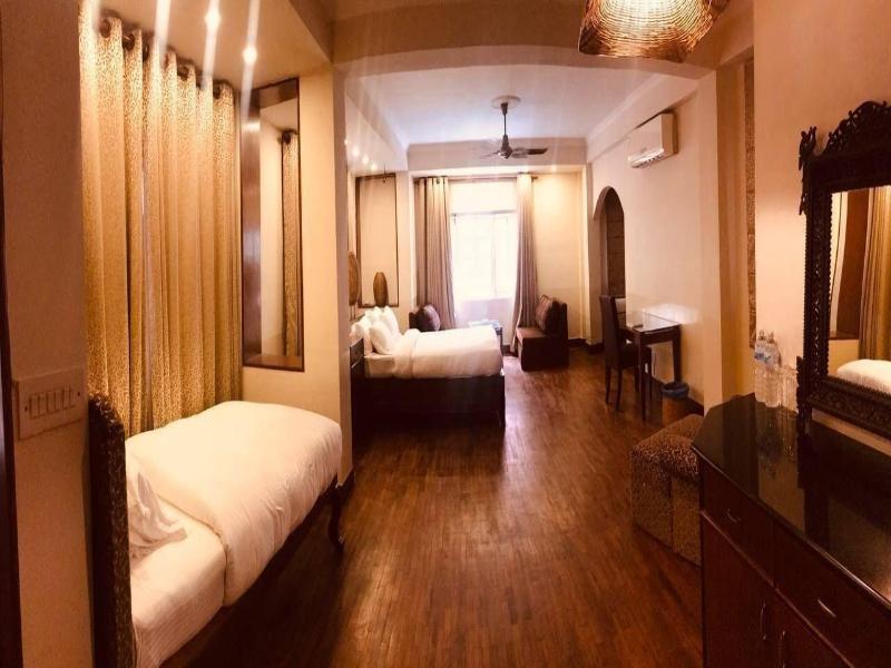 Courtyard Pujan Hotel image