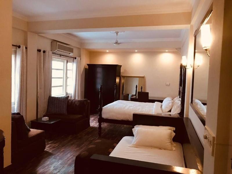 Courtyard Pujan Hotel image