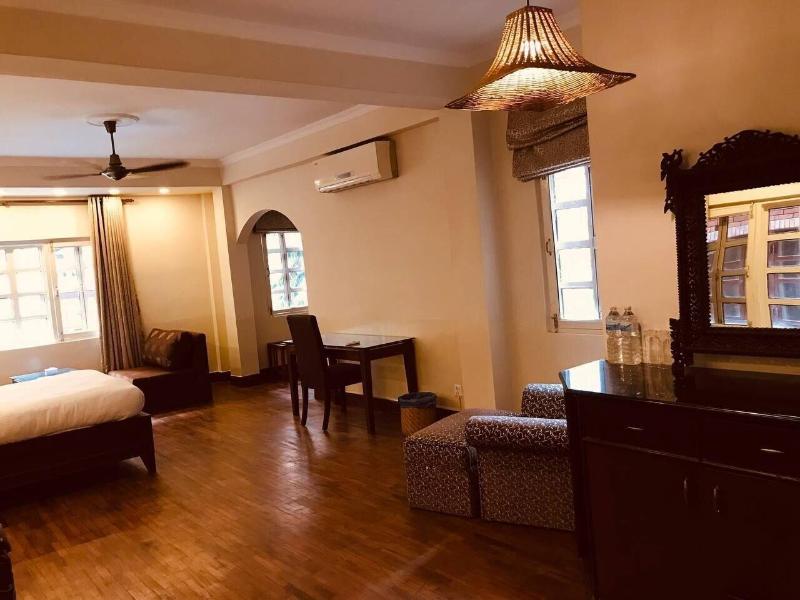 Courtyard Pujan Hotel image