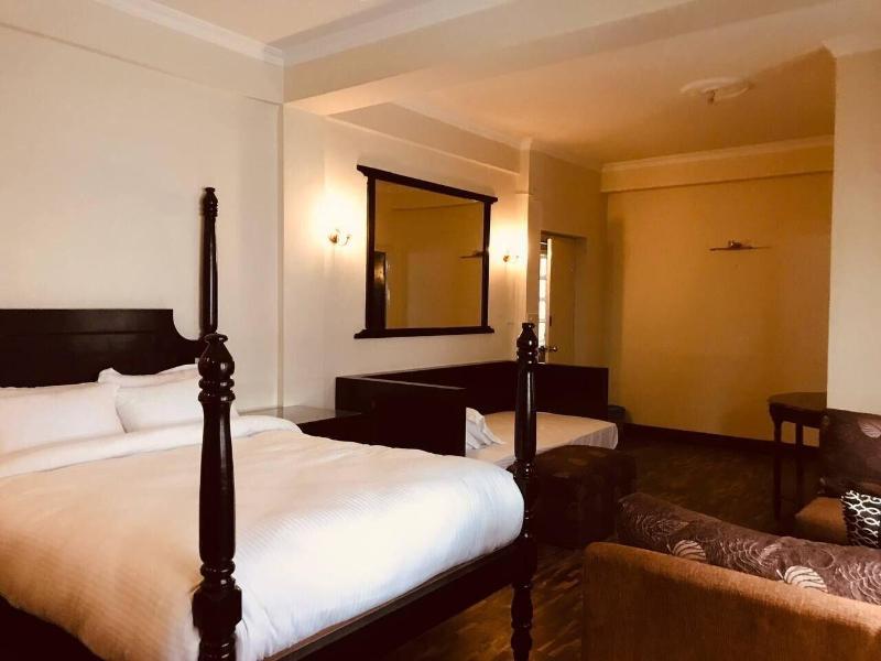 Courtyard Pujan Hotel image