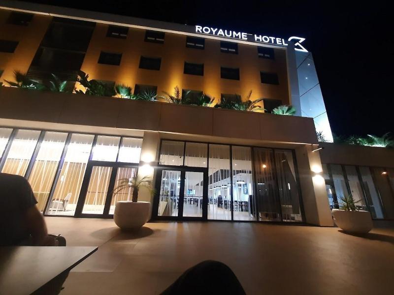Royaume Hotel Aeroport image