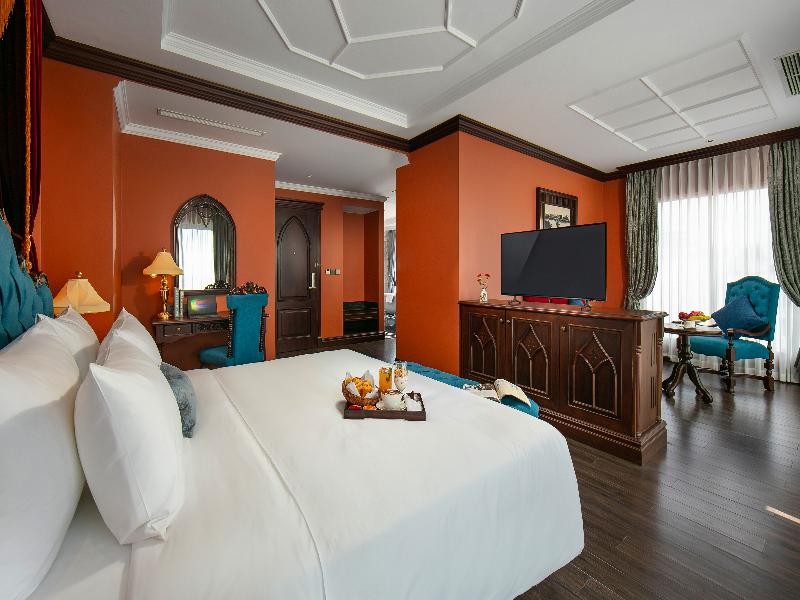Le Chanvre Hanoi Hotel & Spa image