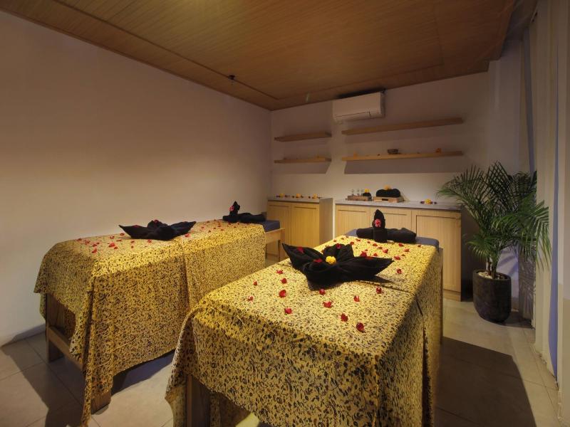 Nadi Hotel Legian image