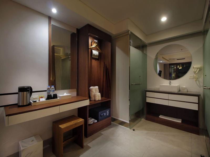 Nadi Hotel Legian image