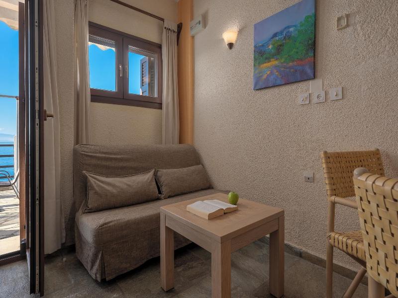 Agnanti Hotel & Apartments image