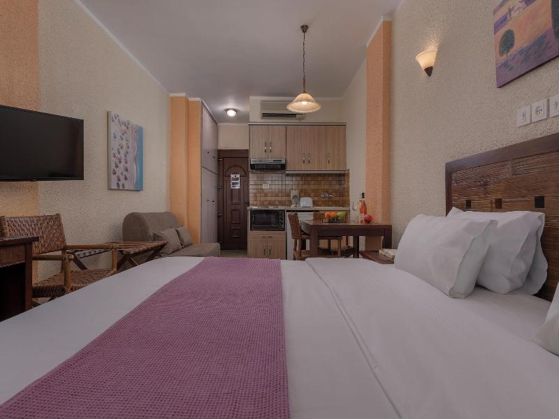 Agnanti Hotel & Apartments image
