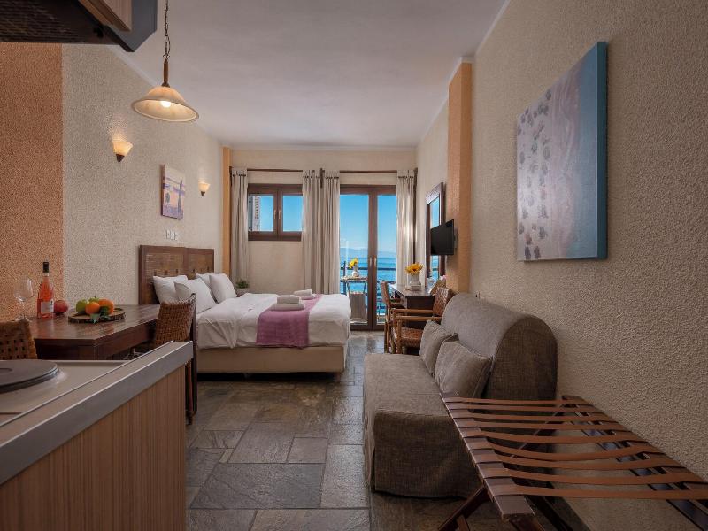 Agnanti Hotel & Apartments image
