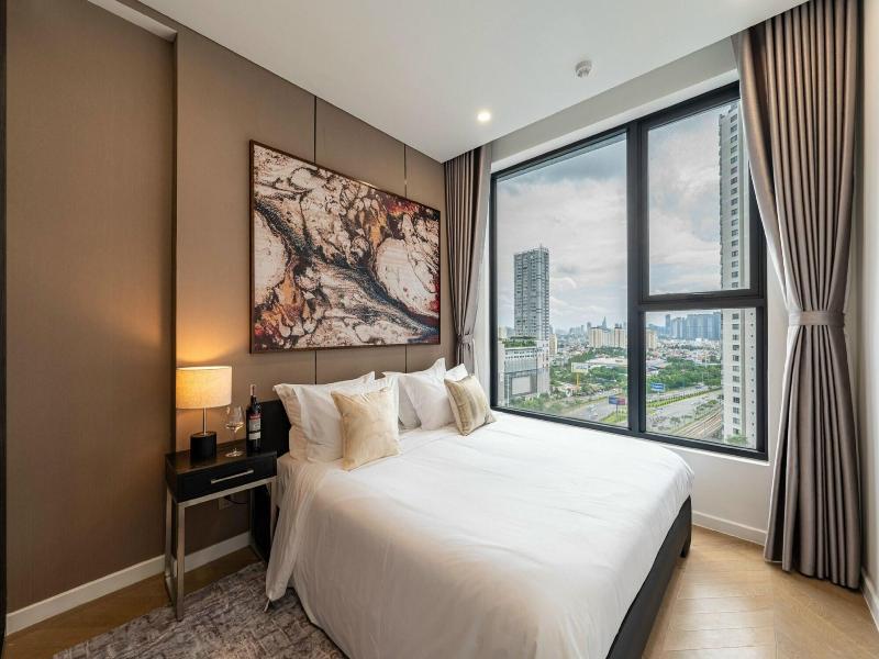 Lexington Residence Luxury Vacation image