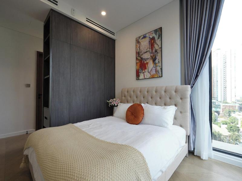 Lexington Residence Luxury Vacation image