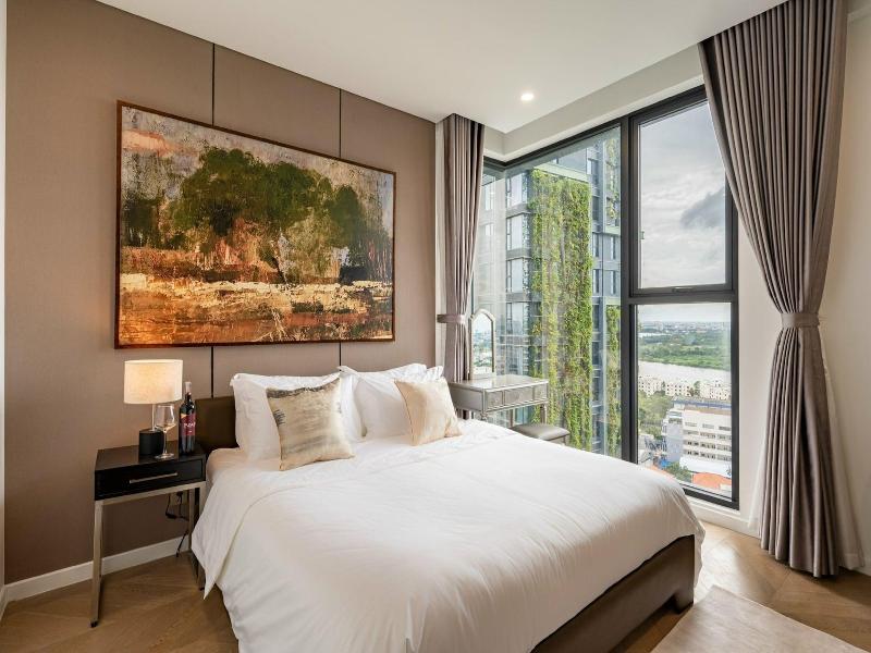 Lexington Residence Luxury Vacation image