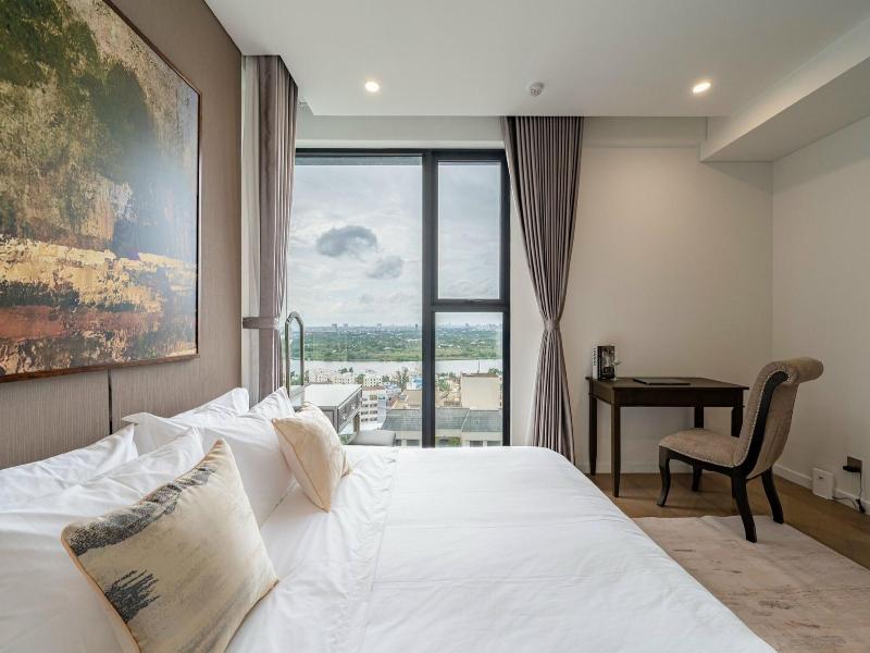 Lexington Residence Luxury Vacation image