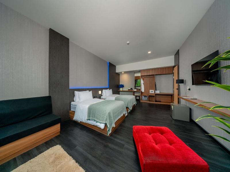 Happy Hotel image