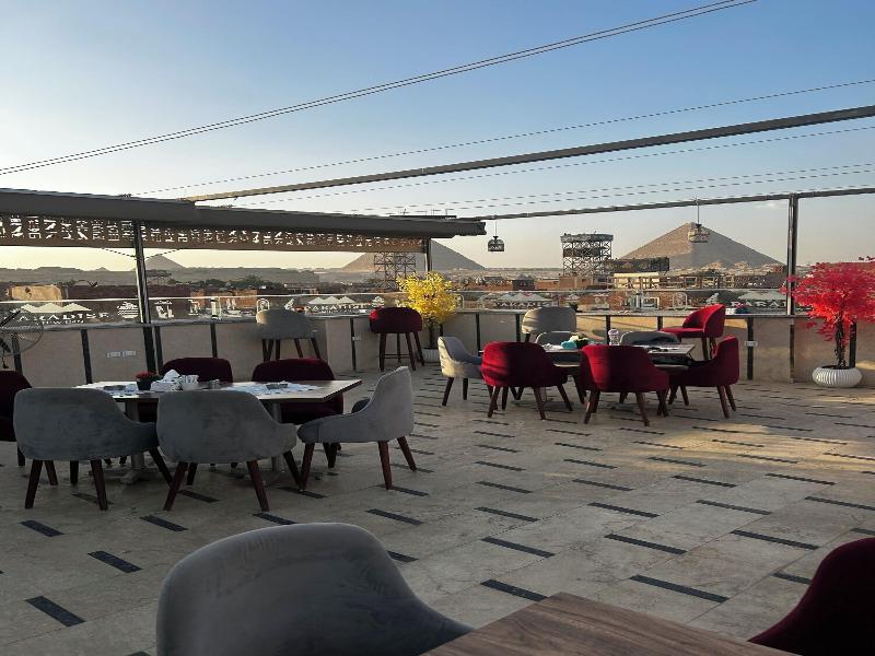 Paradise Pyramids View Inn image