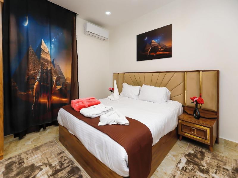 Paradise Pyramids View Inn image