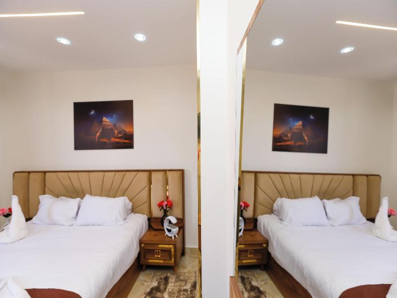 Paradise Pyramids View Inn image
