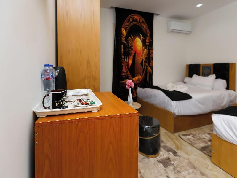 Paradise Pyramids View Inn image