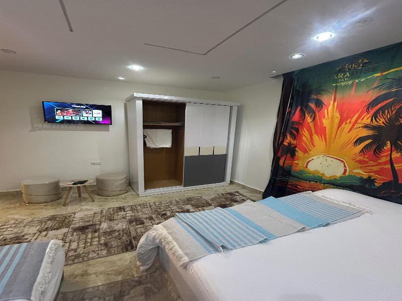 Paradise Pyramids View Inn image