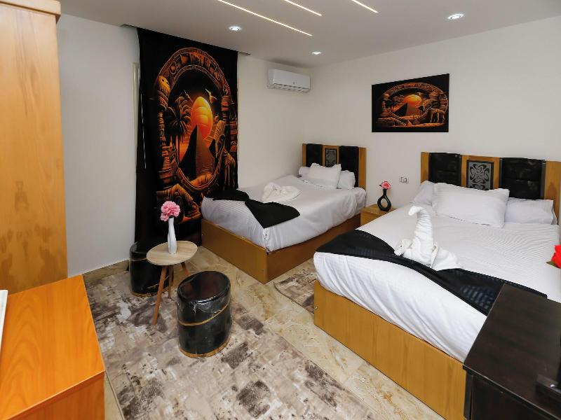 Paradise Pyramids View Inn image