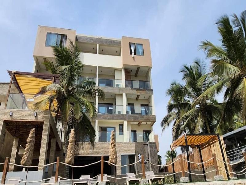 Serenity Terraces Beach Hotel-kokrobite image