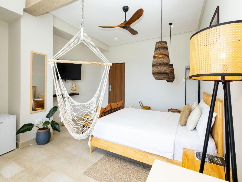 Serenity Terraces Beach Hotel-kokrobite image