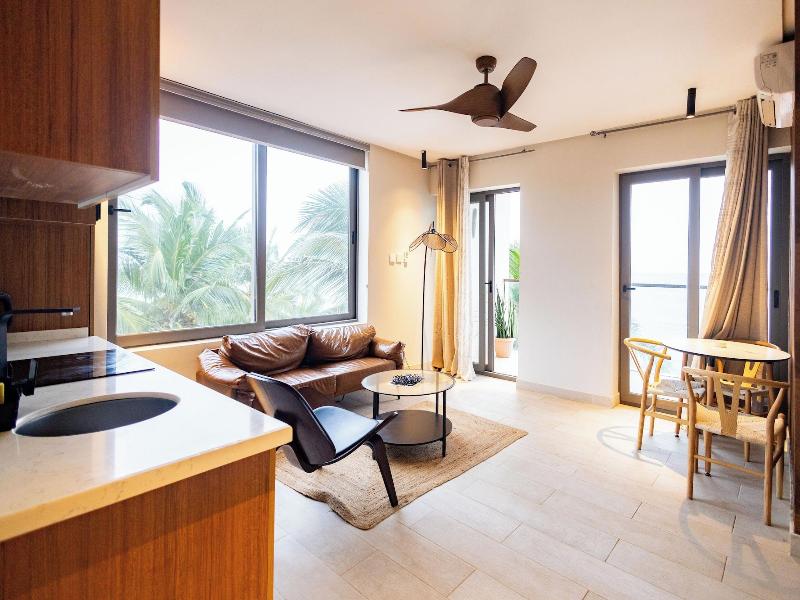 Serenity Terraces Beach Hotel-kokrobite image