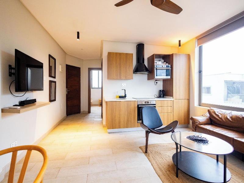 Serenity Terraces Beach Hotel-kokrobite image