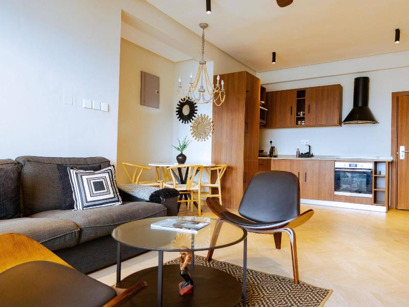 Serenity Terraces Beach Hotel-kokrobite image