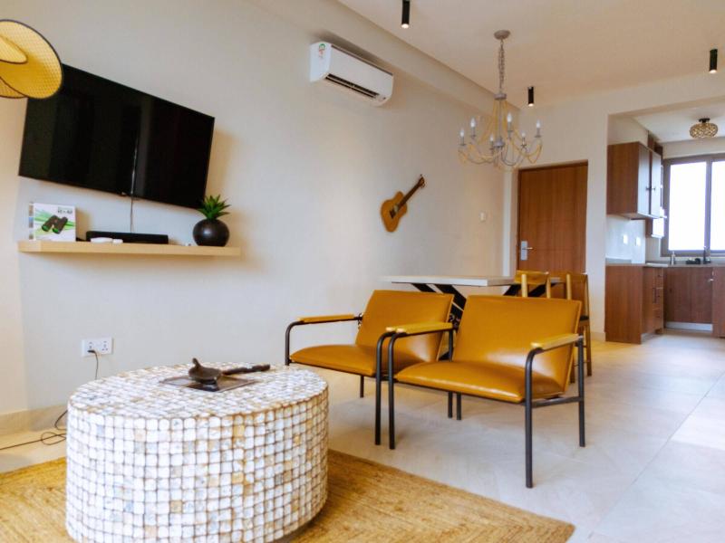 Serenity Terraces Beach Hotel-kokrobite image