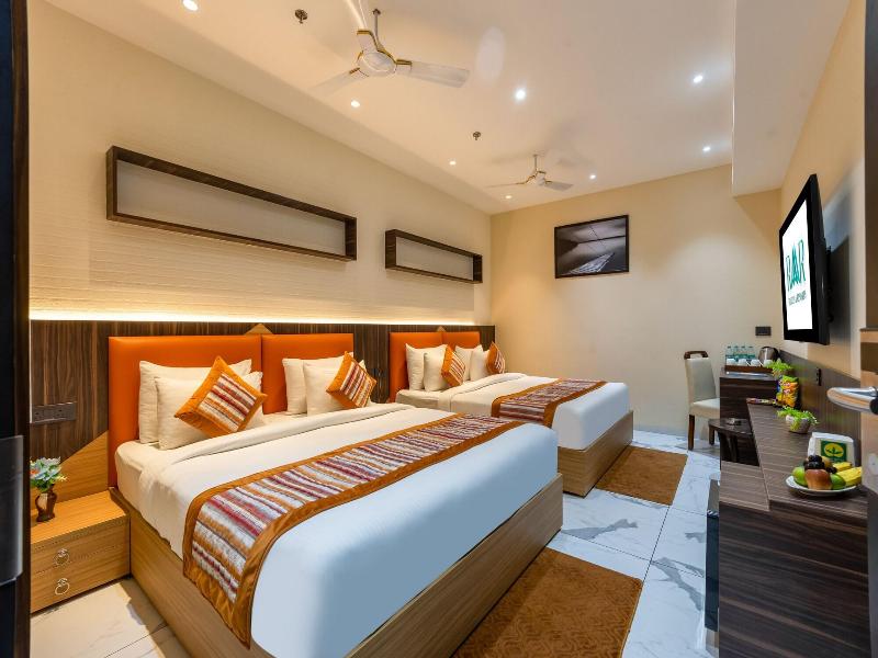 The Sm Hotel By Rmr Hotels image
