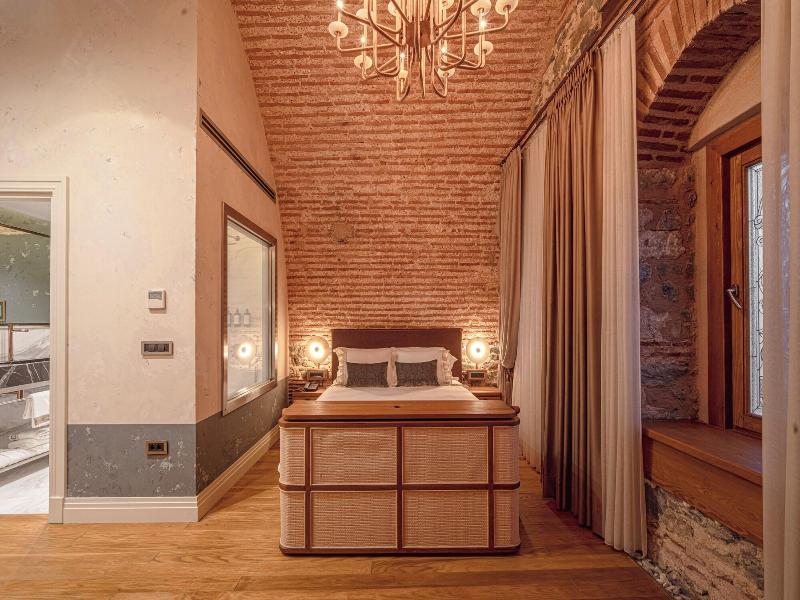 Stone Inn Galata image