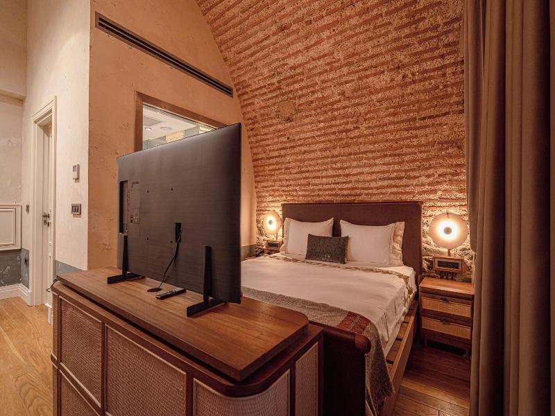 Stone Inn Galata image