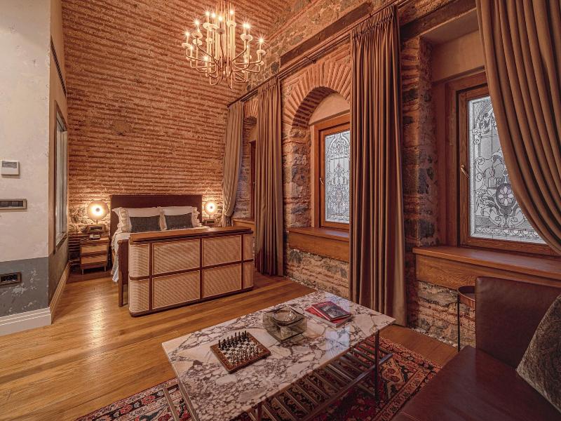 Stone Inn Galata image
