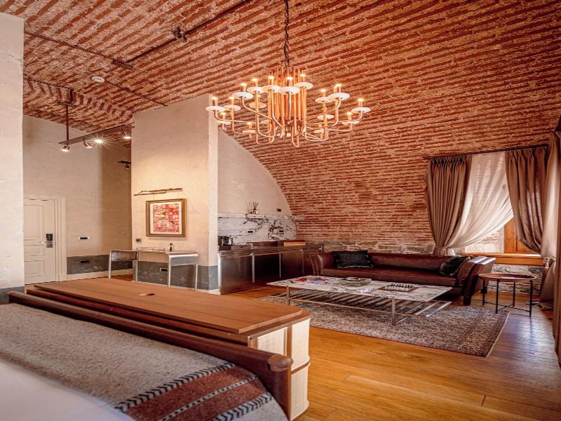 Stone Inn Galata image