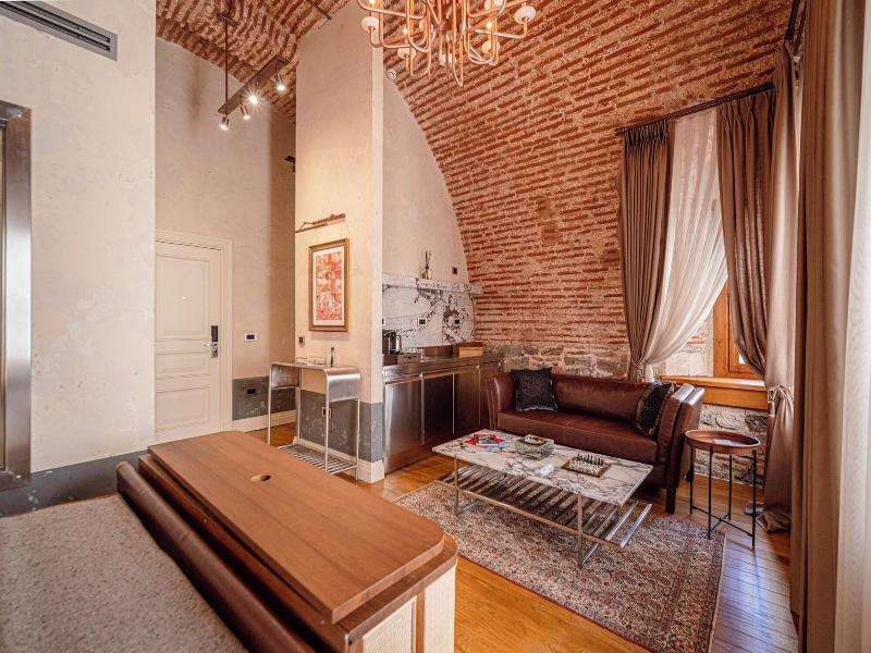 Stone Inn Galata image