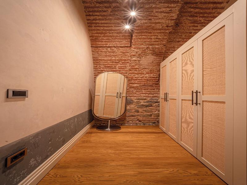 Stone Inn Galata image
