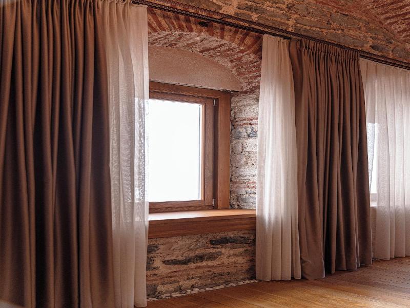 Stone Inn Galata image