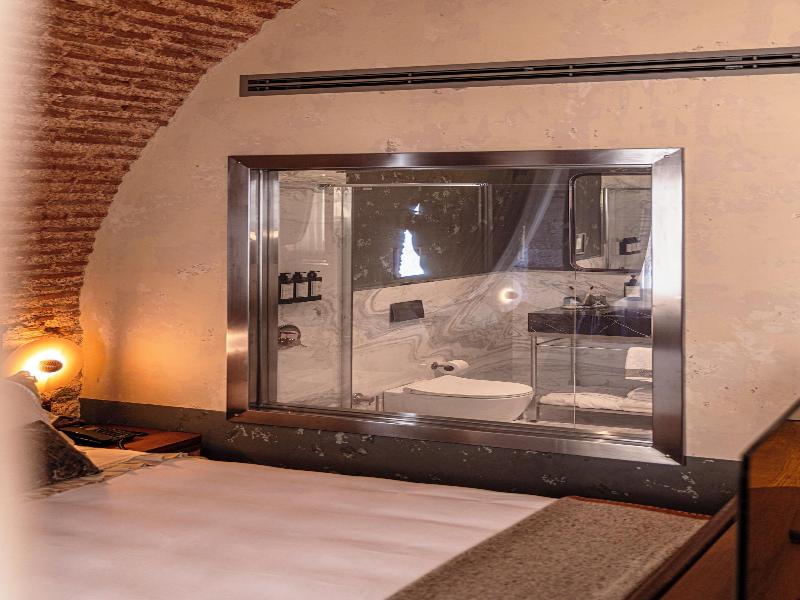Stone Inn Galata image