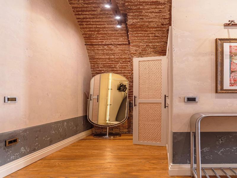 Stone Inn Galata image