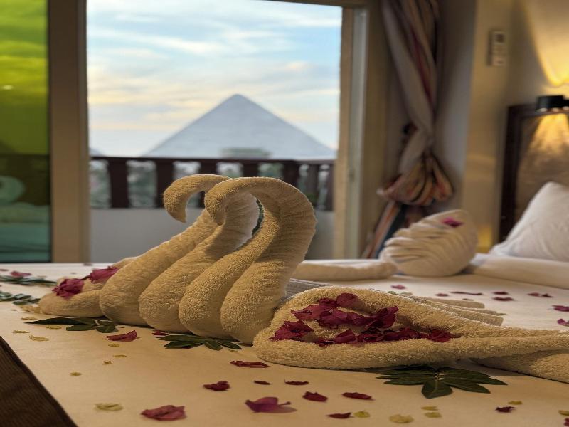Flower Pyramids Inn image