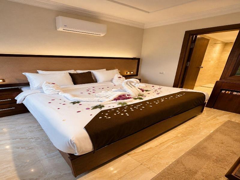 Flower Pyramids Inn image