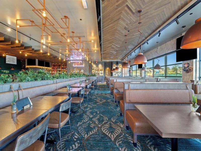 Sandman Signature Dallas Las Colinas Hotel & Sui image