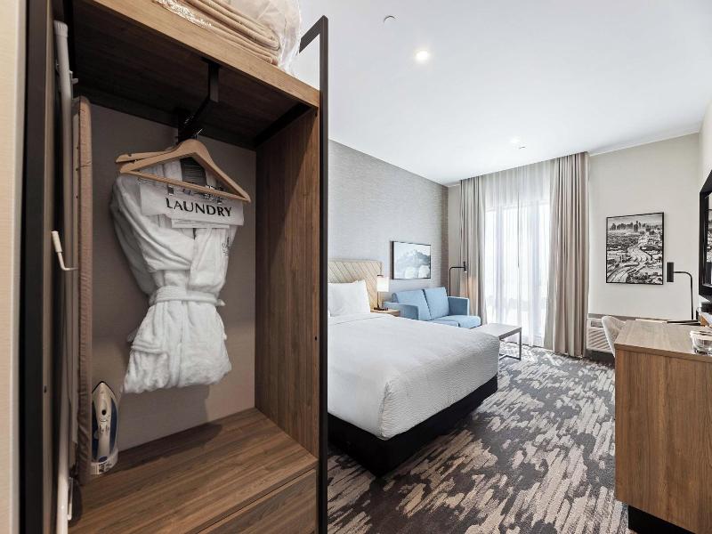 Sandman Signature Dallas Las Colinas Hotel & Sui image