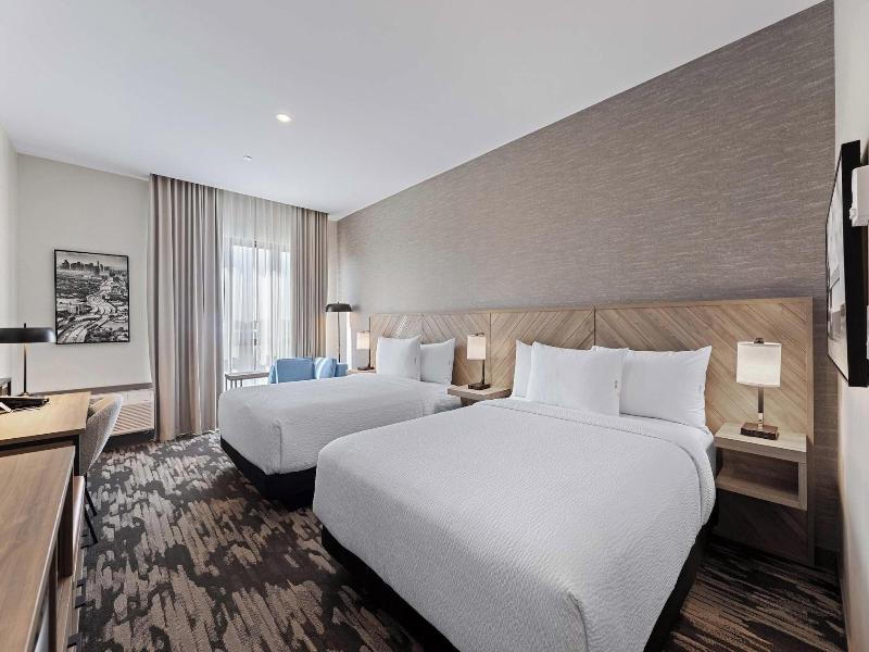 Sandman Signature Dallas Las Colinas Hotel & Sui image