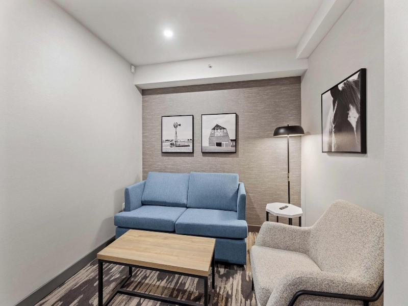 Sandman Signature Dallas Las Colinas Hotel & Sui image