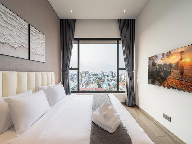 Emily Madison Luxury Ho Chi Minh Center image