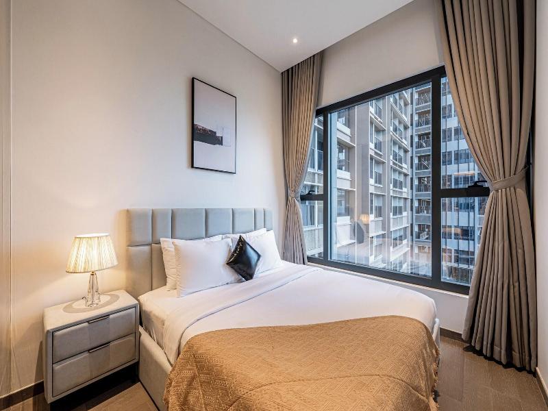 Emily Madison Luxury Ho Chi Minh Center image